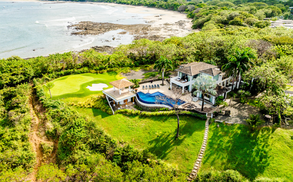 Where Do US Celebrities Vacation? 10 Hottest A-List Holiday Spots